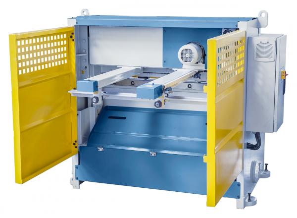 Bernardo MTE 1560 x 6 NCC Motorised guillotine shear